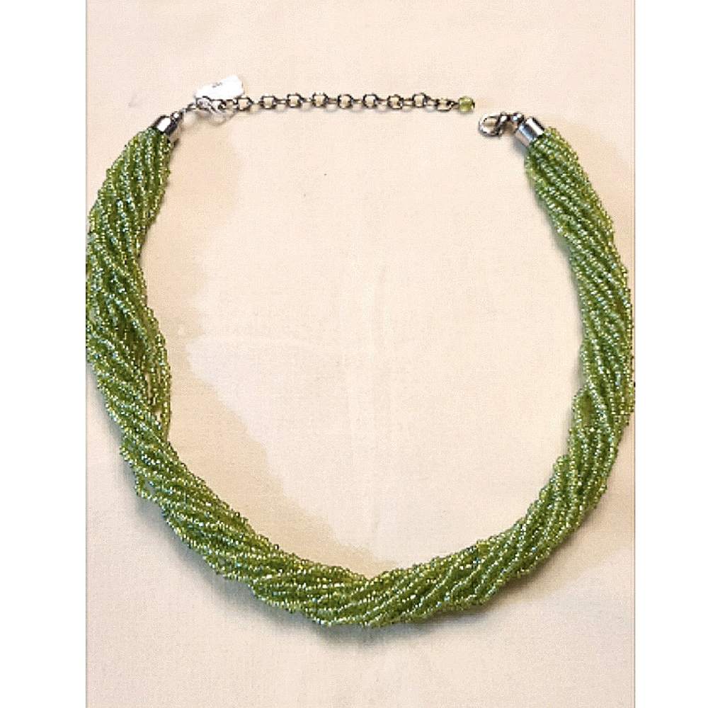 Beautiful Green Glass Multi-Stand Necklace Brand New